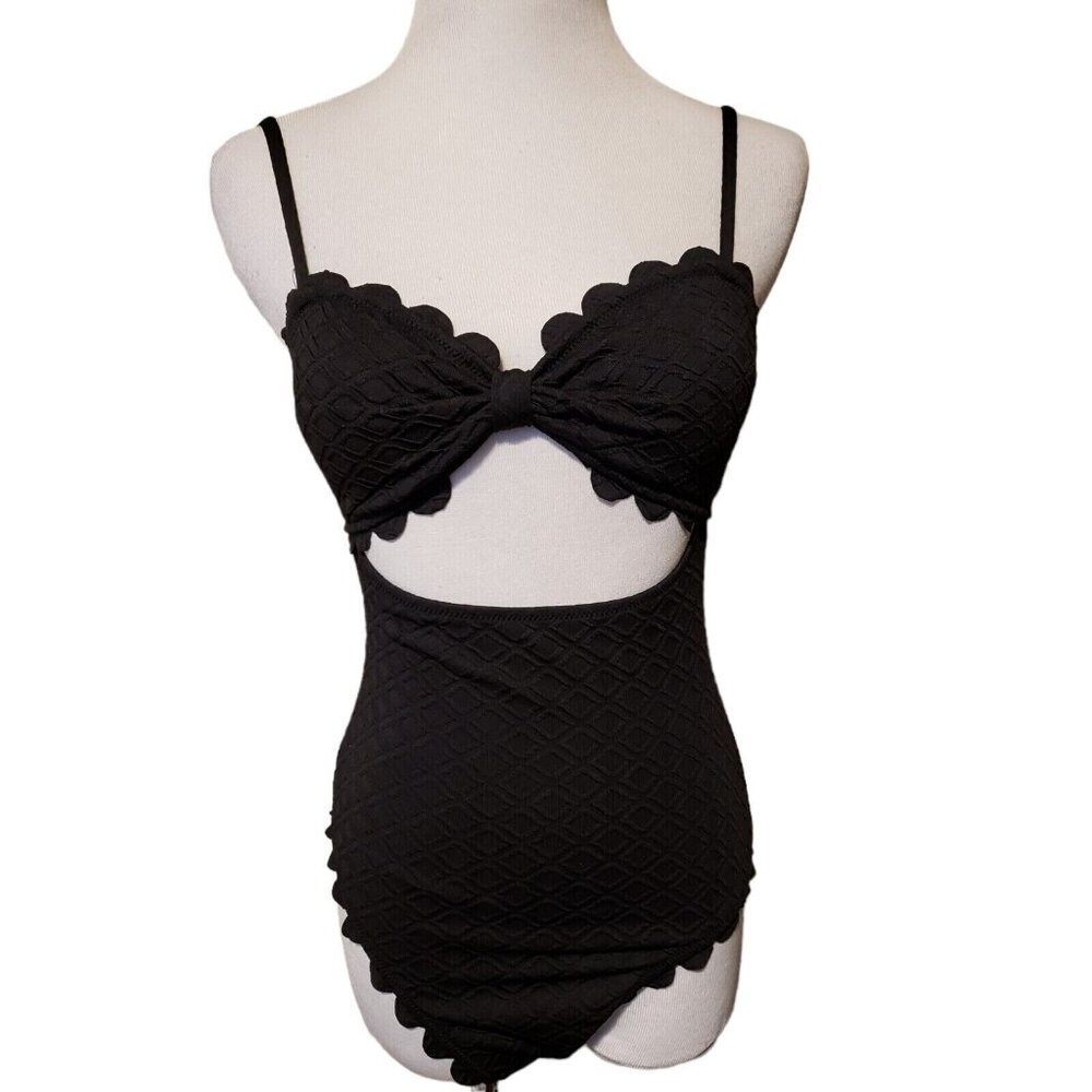 CUPSHE Women's One Piece Swimsuit Black Cutout Scallop Trim Size XS NEW